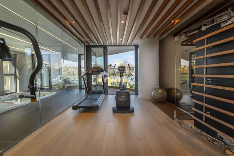 4 Bedroom Apartment for Sale in Nicosia District