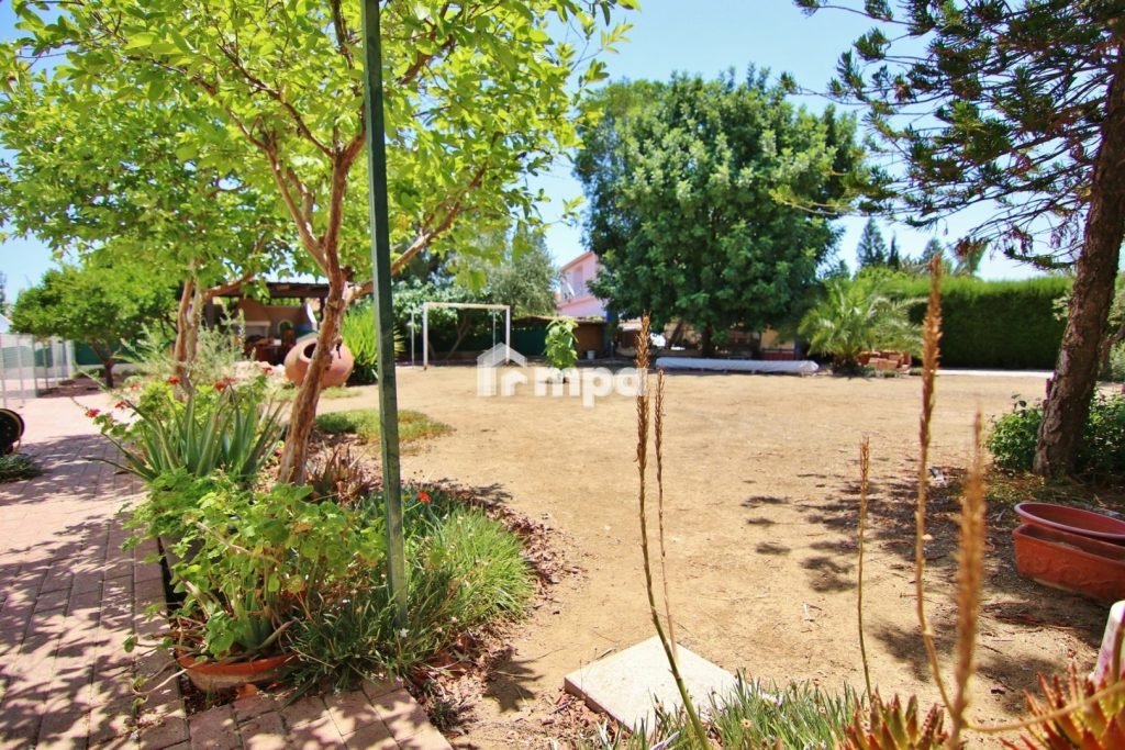 625m² Plot for Sale in Strovolos, Nicosia District