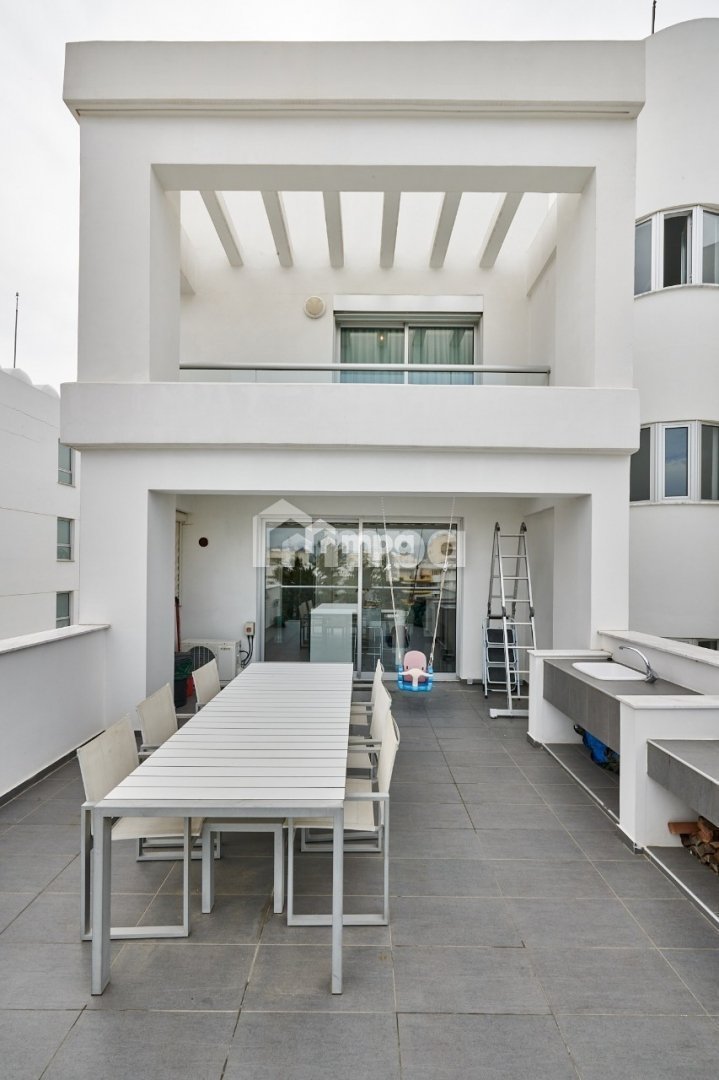 3 Bedroom Apartment for Sale in Engomi, Nicosia District
