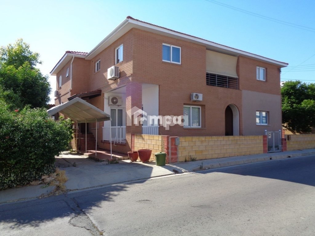 350m² Building for Sale in Agios Dometios, Nicosia District