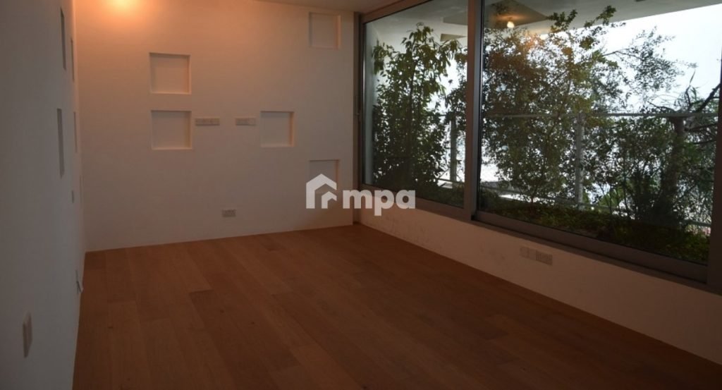 4 Bedroom Apartment for Sale in Nicosia District