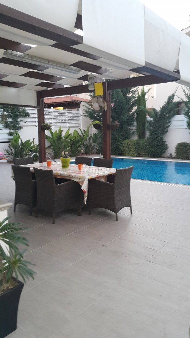 4 Bedroom House for Sale in Alethriko, Larnaca District