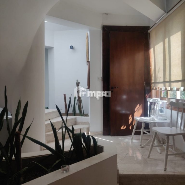 5 Bedroom House for Sale in Strovolos, Nicosia District