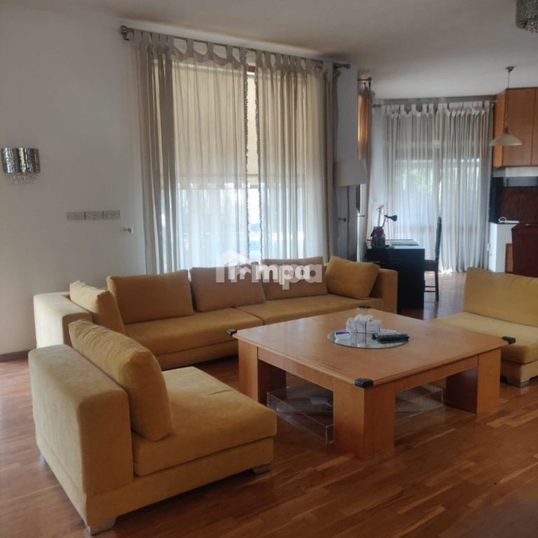 5 Bedroom House for Sale in Strovolos, Nicosia District