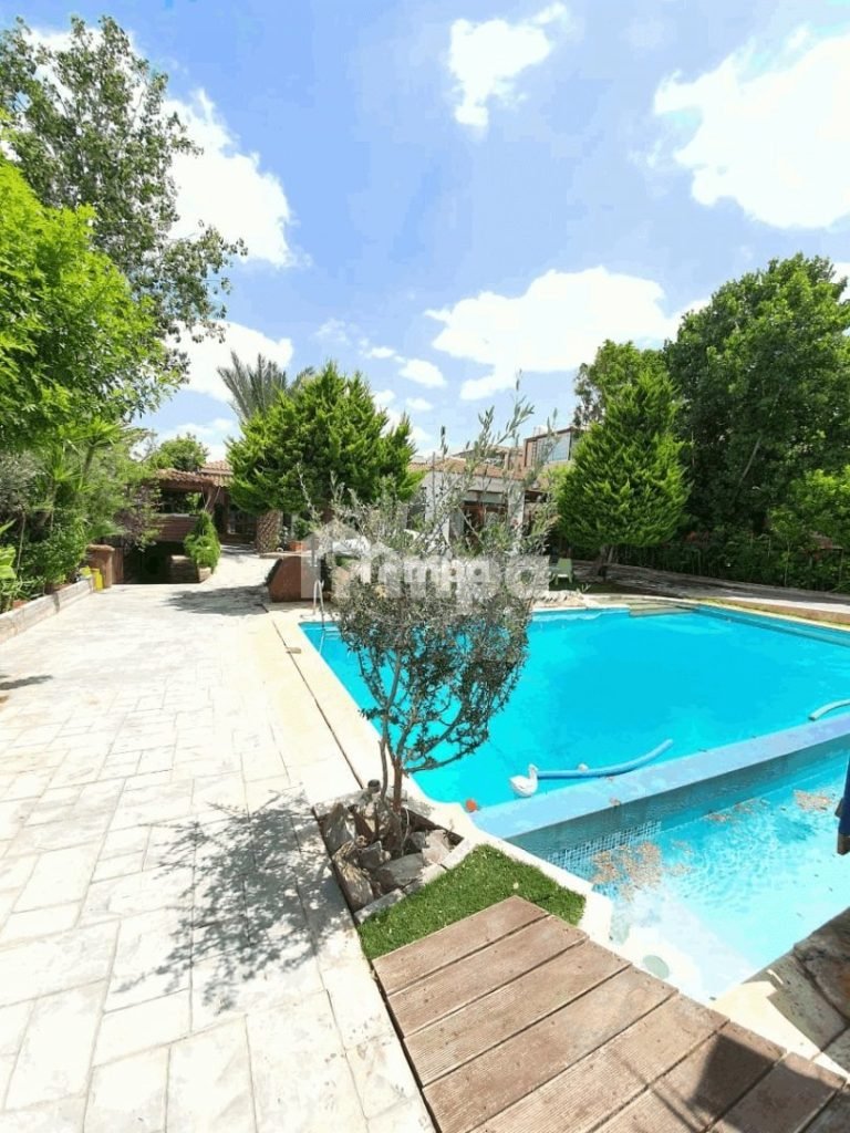 5 Bedroom House for Sale in Strovolos, Nicosia District