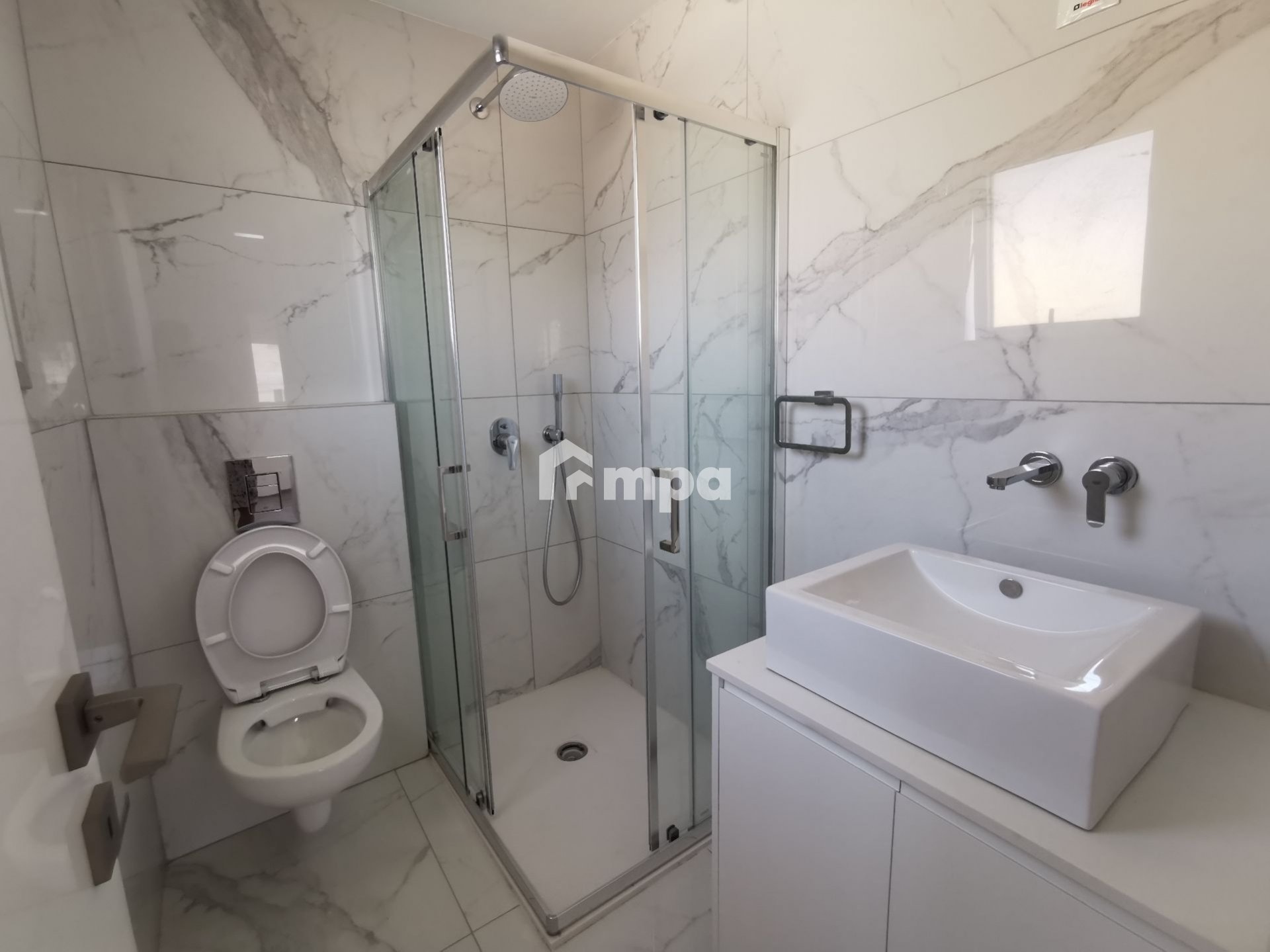 3 Bedroom Apartment for Sale in Engomi, Nicosia District