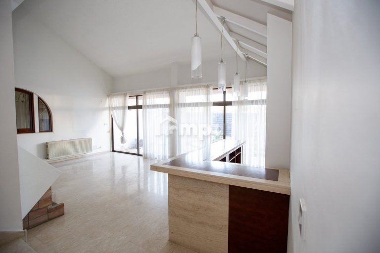 4 Bedroom House for Sale in Aglantzia, Nicosia District