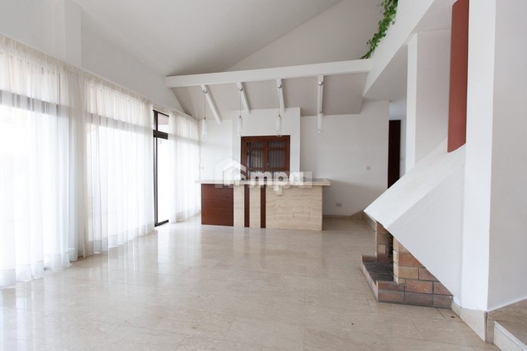 4 Bedroom House for Sale in Aglantzia, Nicosia District