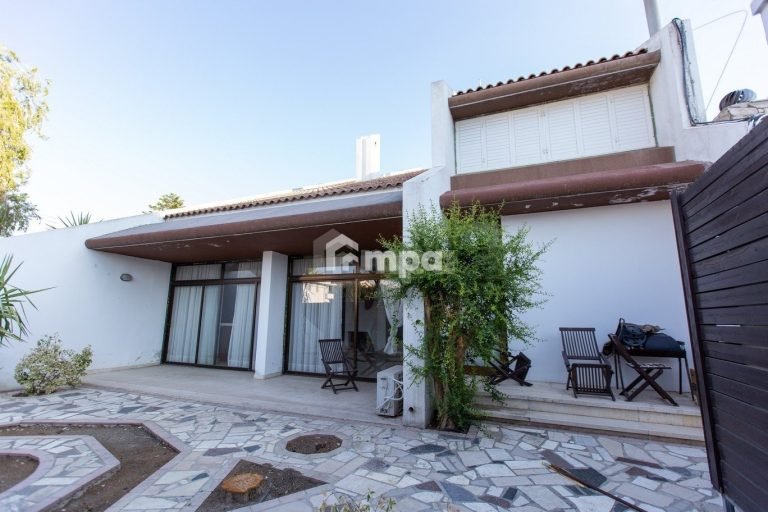 4 Bedroom House for Sale in Aglantzia, Nicosia District