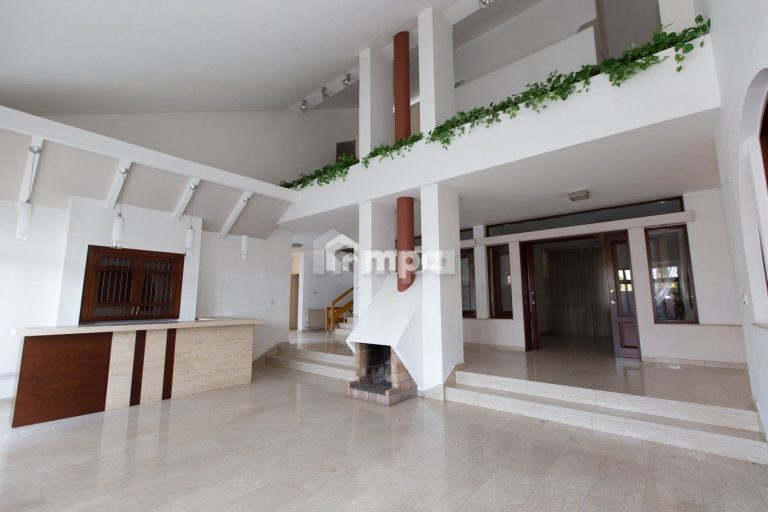 4 Bedroom House for Sale in Aglantzia, Nicosia District