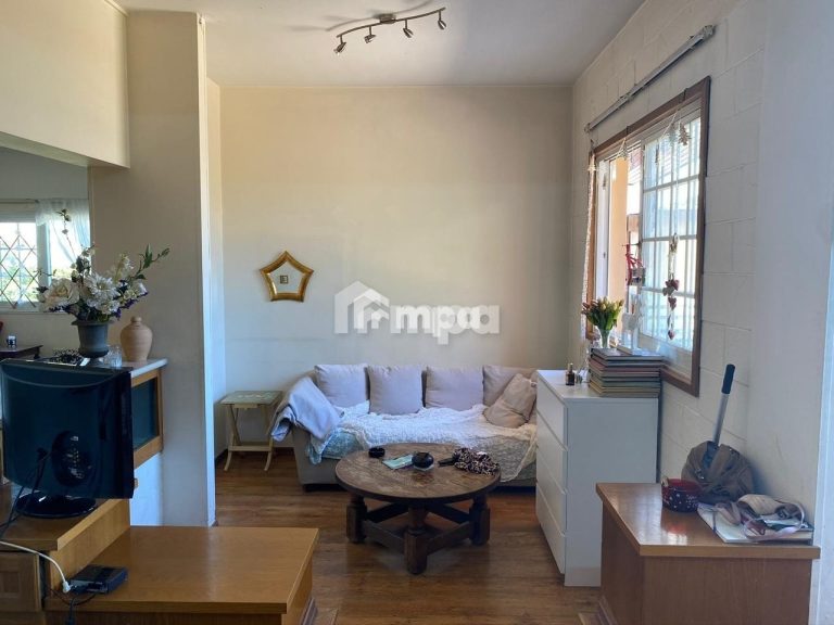 3 Bedroom House for Sale in Strovolos, Nicosia District