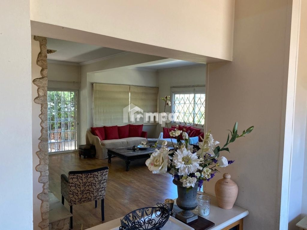 3 Bedroom House for Sale in Strovolos, Nicosia District