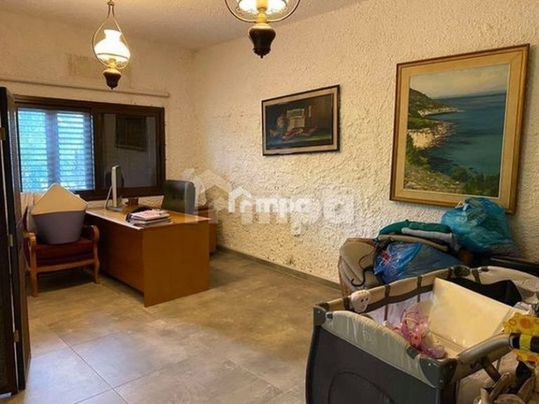 4 Bedroom House for Sale in Strovolos, Nicosia District