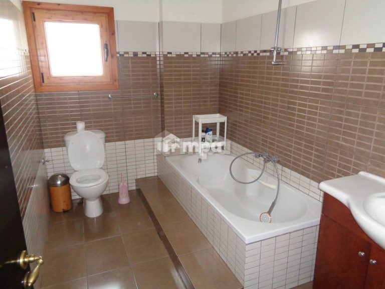 Cheap Houses and Villas for Sale Nicosia up to 600000 euro