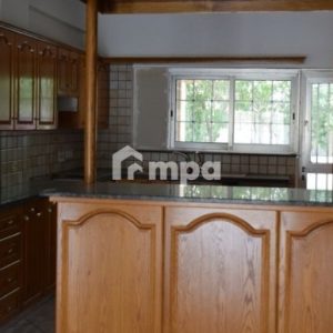 5 Bedroom House for Sale in Lakatamia, Nicosia District
