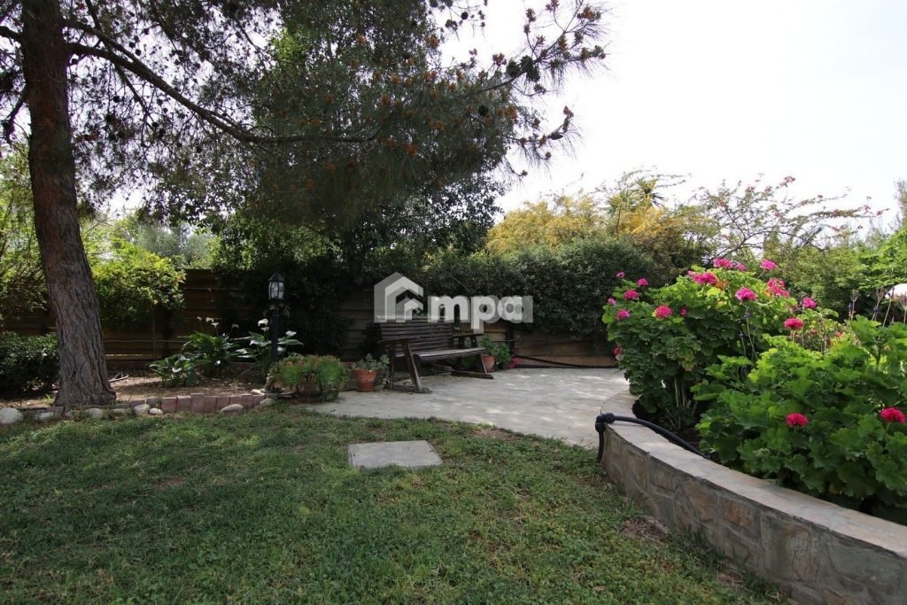 4 Bedroom House for Sale in Latsia, Nicosia District