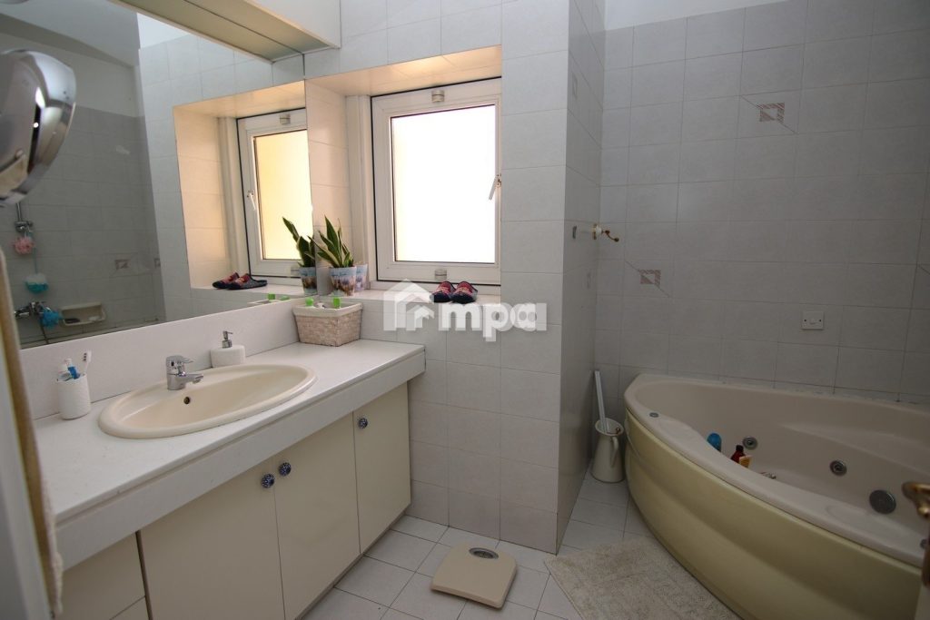 4 Bedroom House for Sale in Latsia, Nicosia District