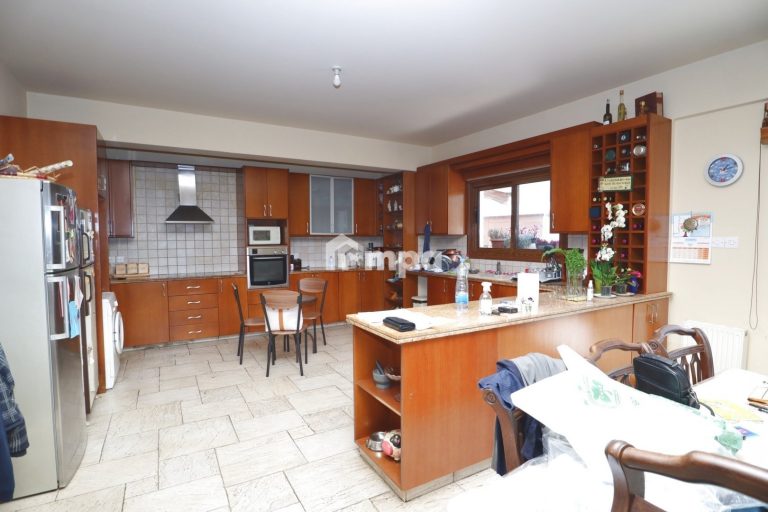 3 Bedroom House for Sale in Lakatamia, Nicosia District