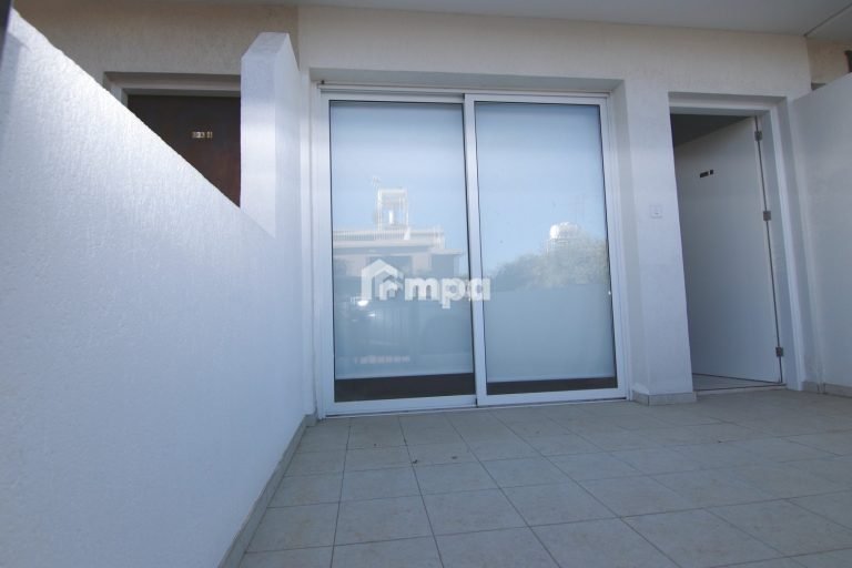 2 Bedroom House for Sale in Strovolos, Nicosia District