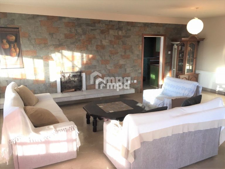 4 Bedroom Apartment for Sale in Agioi Omologites, Nicosia District