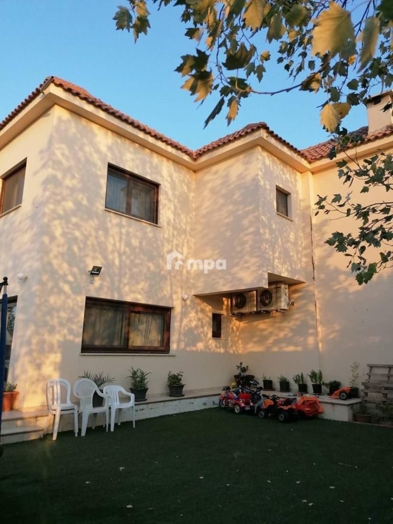 Cheap Houses and Villas for Sale Nicosia up to 600000 euro