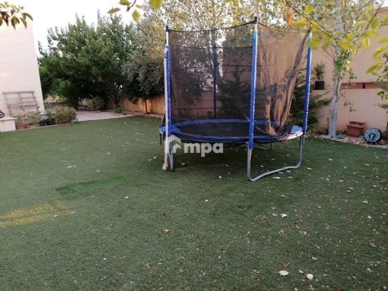 Cheap Houses and Villas for Sale Nicosia up to 600000 euro