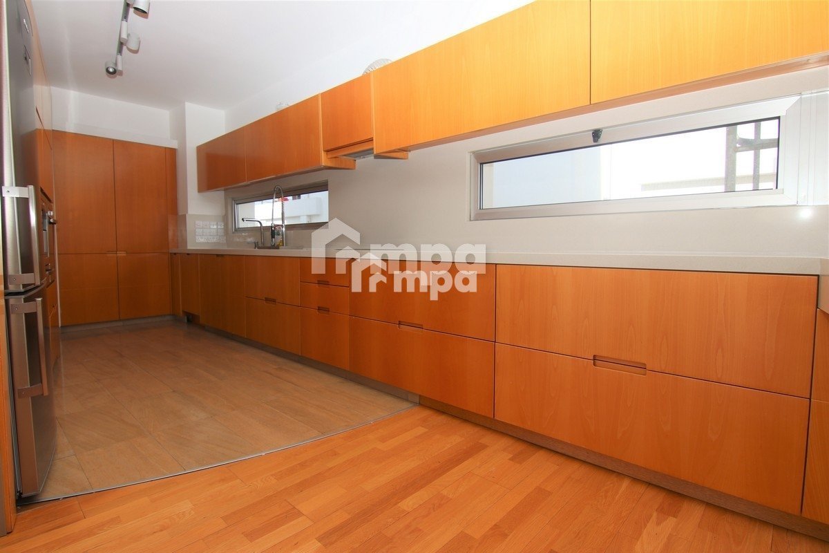 3 Bedroom Apartment for Sale in Strovolos, Nicosia District