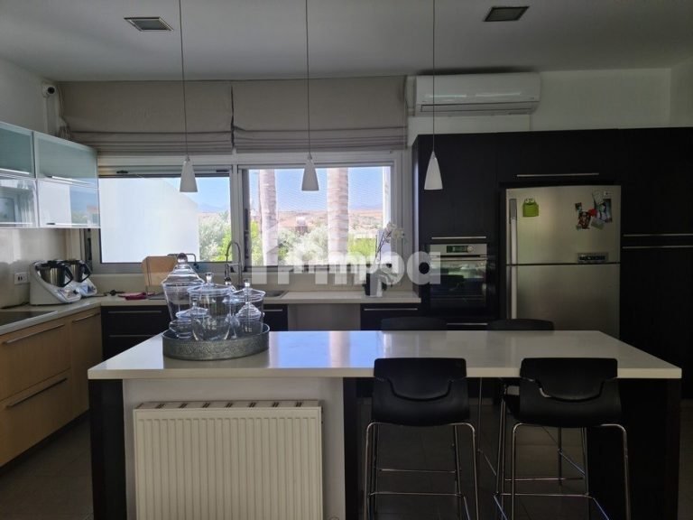 3 Bedroom House for Sale in Agioi Trimithias, Nicosia District