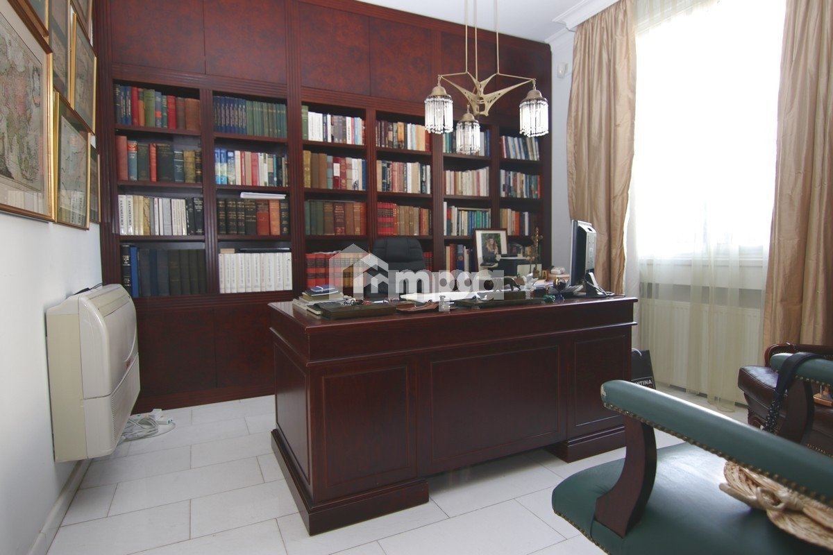 5 Bedroom House for Sale in Engomi, Nicosia District