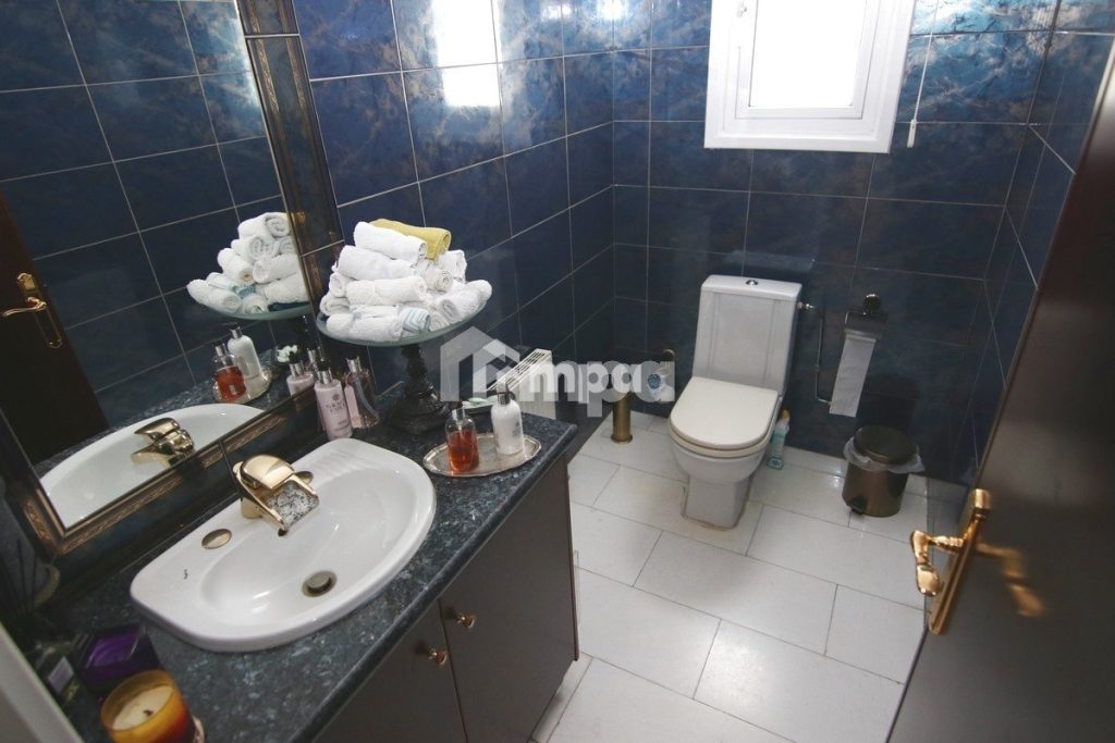 5 Bedroom House for Sale in Engomi, Nicosia District