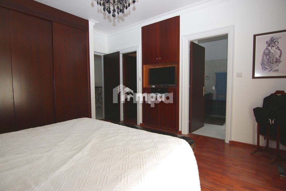 5 Bedroom House for Sale in Engomi, Nicosia District