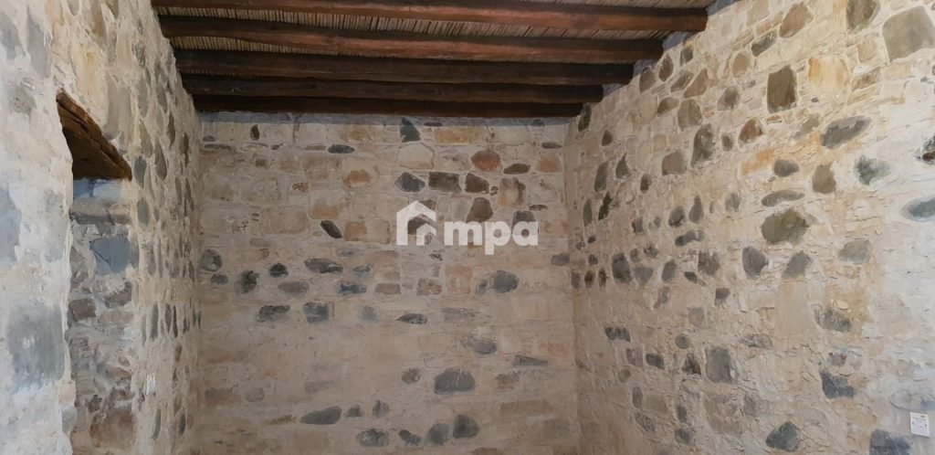 6+ Bedroom House for Sale in Kampia, Nicosia District