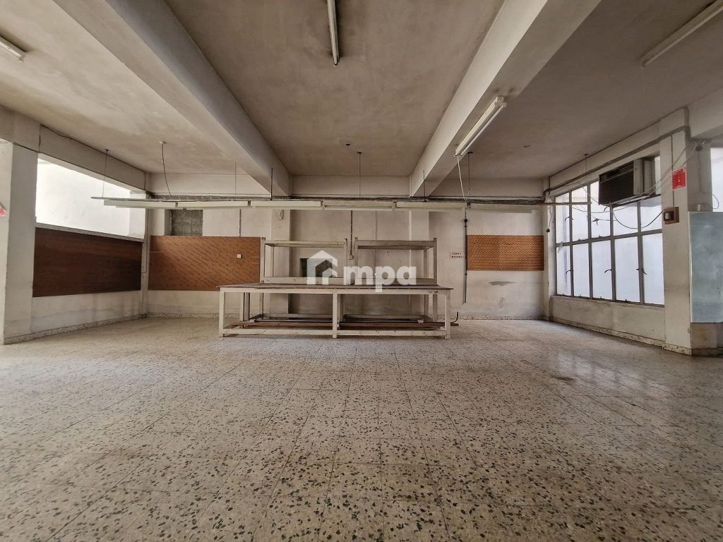1080m² Building for Sale in Nicosia District