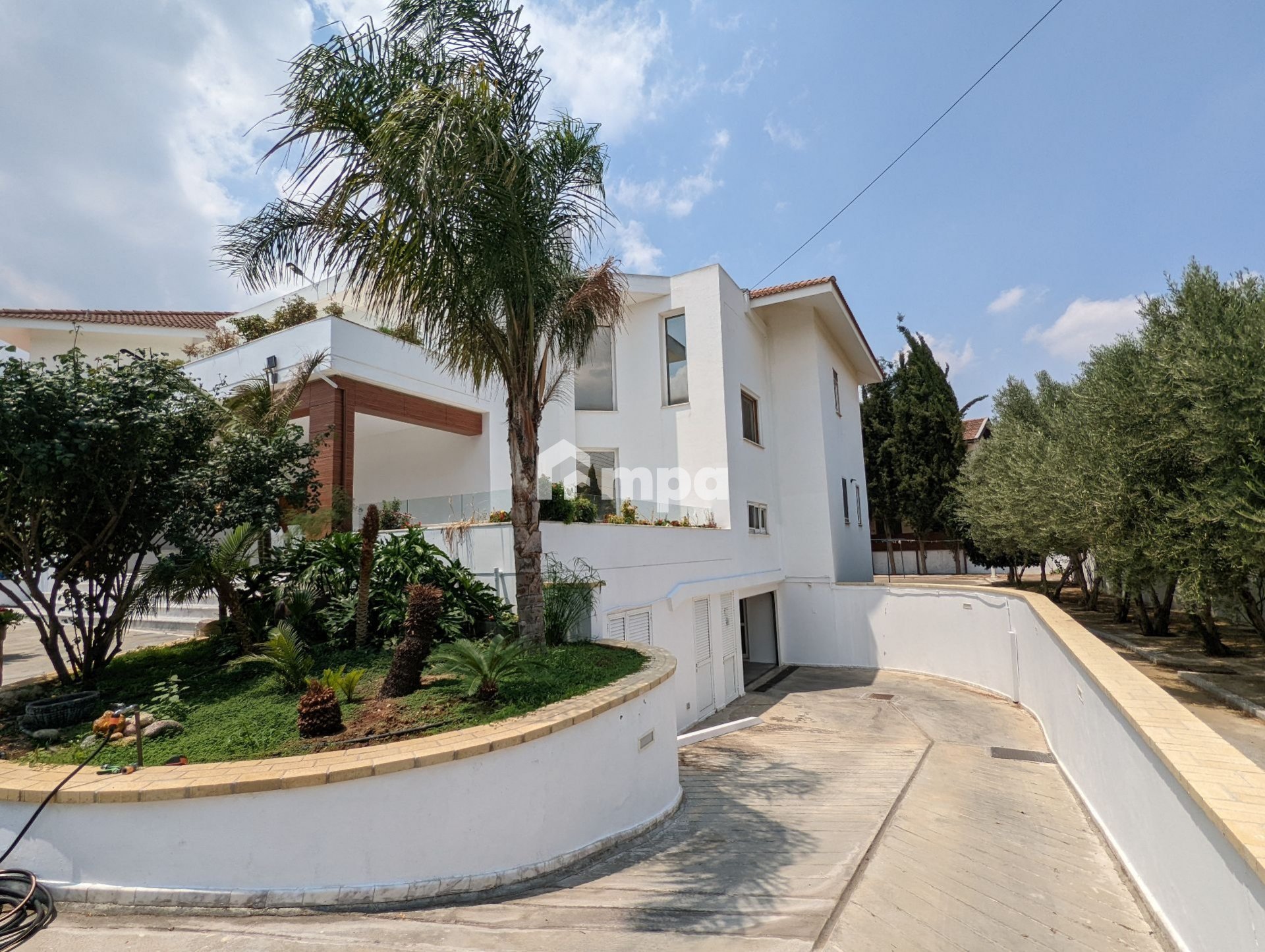 6+ Bedroom House for Sale in Nicosia District