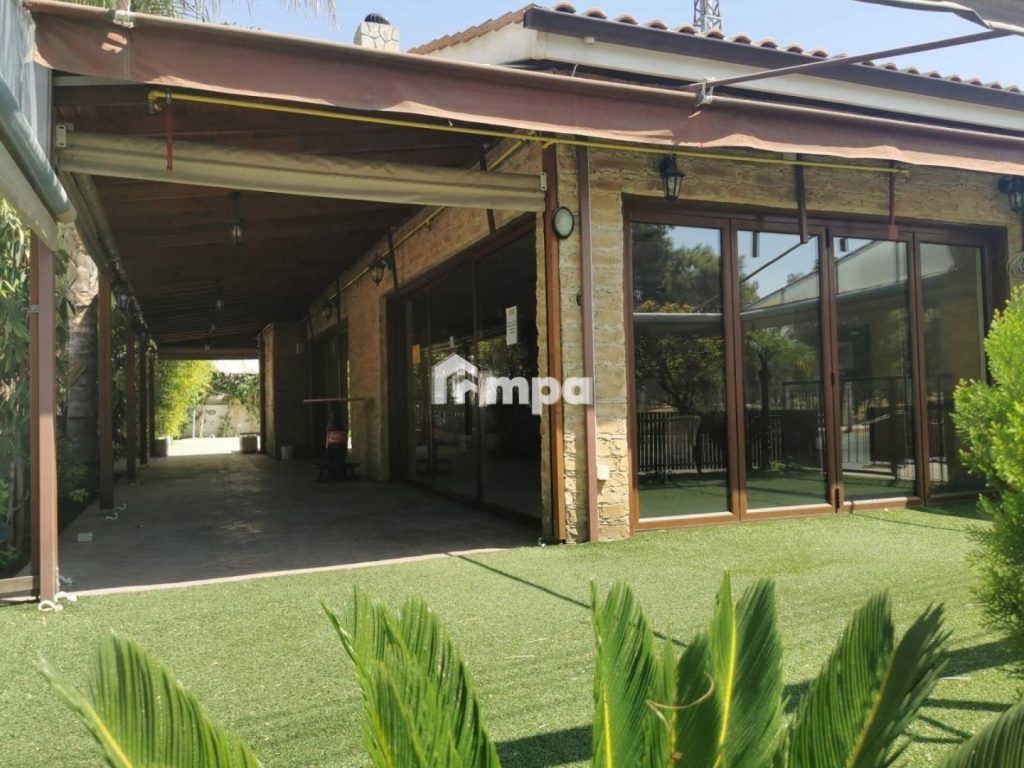 200m² Building for Sale in Aglantzia, Nicosia District