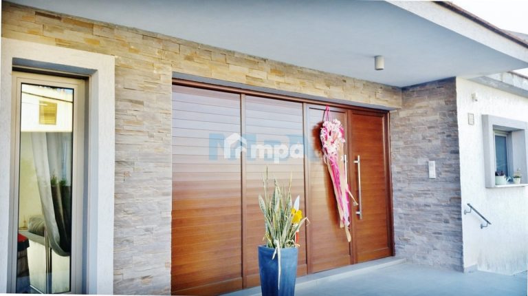 Cheap Houses and Villas for Sale Nicosia up to 800000 euro