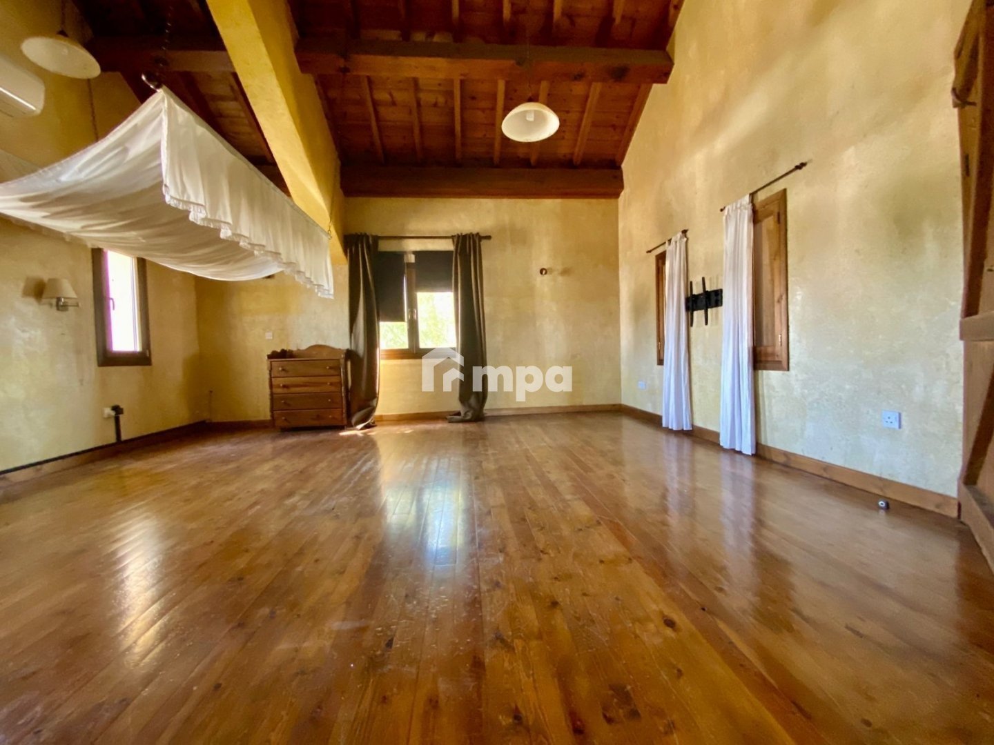 3 Bedroom House for Sale in Strovolos, Nicosia District