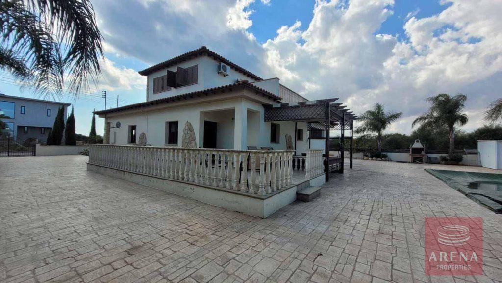 5 Bedroom House for Sale in Paralimni, Famagusta District