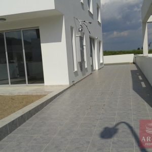 3 Bedroom Villa for Sale in Oroklini, Larnaca District