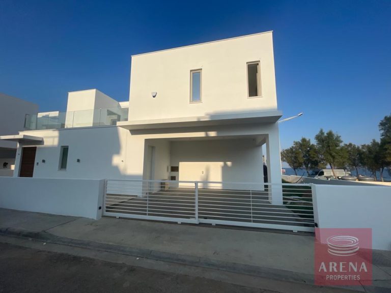 6+ Bedroom House for Sale in Famagusta District