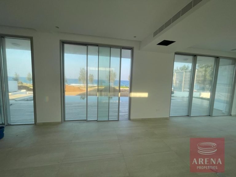 6+ Bedroom House for Sale in Famagusta District