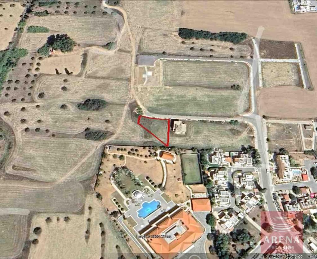 706m² Land for Sale in Oroklini, Larnaca District