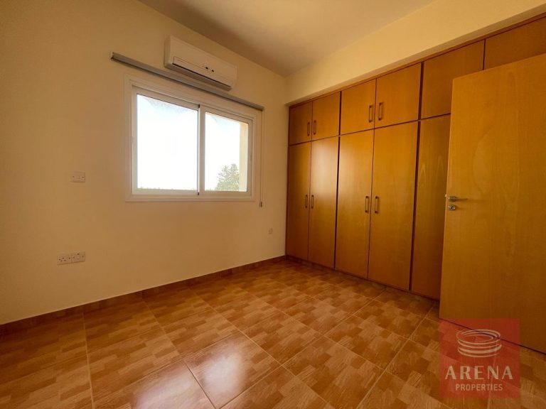 5 Bedroom Villa for Sale in Frenaros, Famagusta District