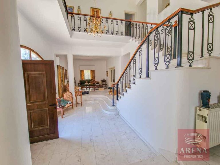 4 Bedroom House for Sale in Aradippou, Larnaca District