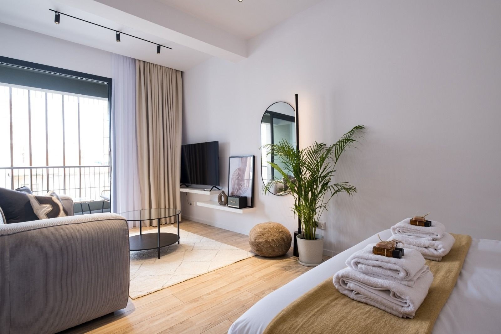 OLYMPIA SUITES