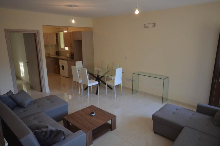 3 Bedroom House for Sale in Paphos – Moutallos