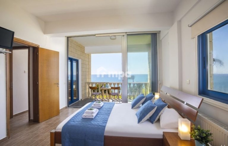 4 Bedroom House for Sale in Maroni, Larnaca District