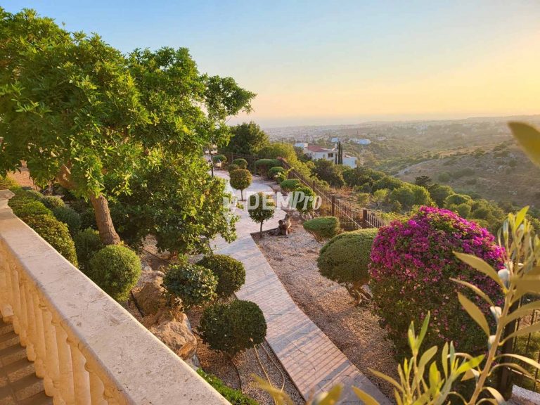 3 Bedroom House for Sale in Konia, Paphos District