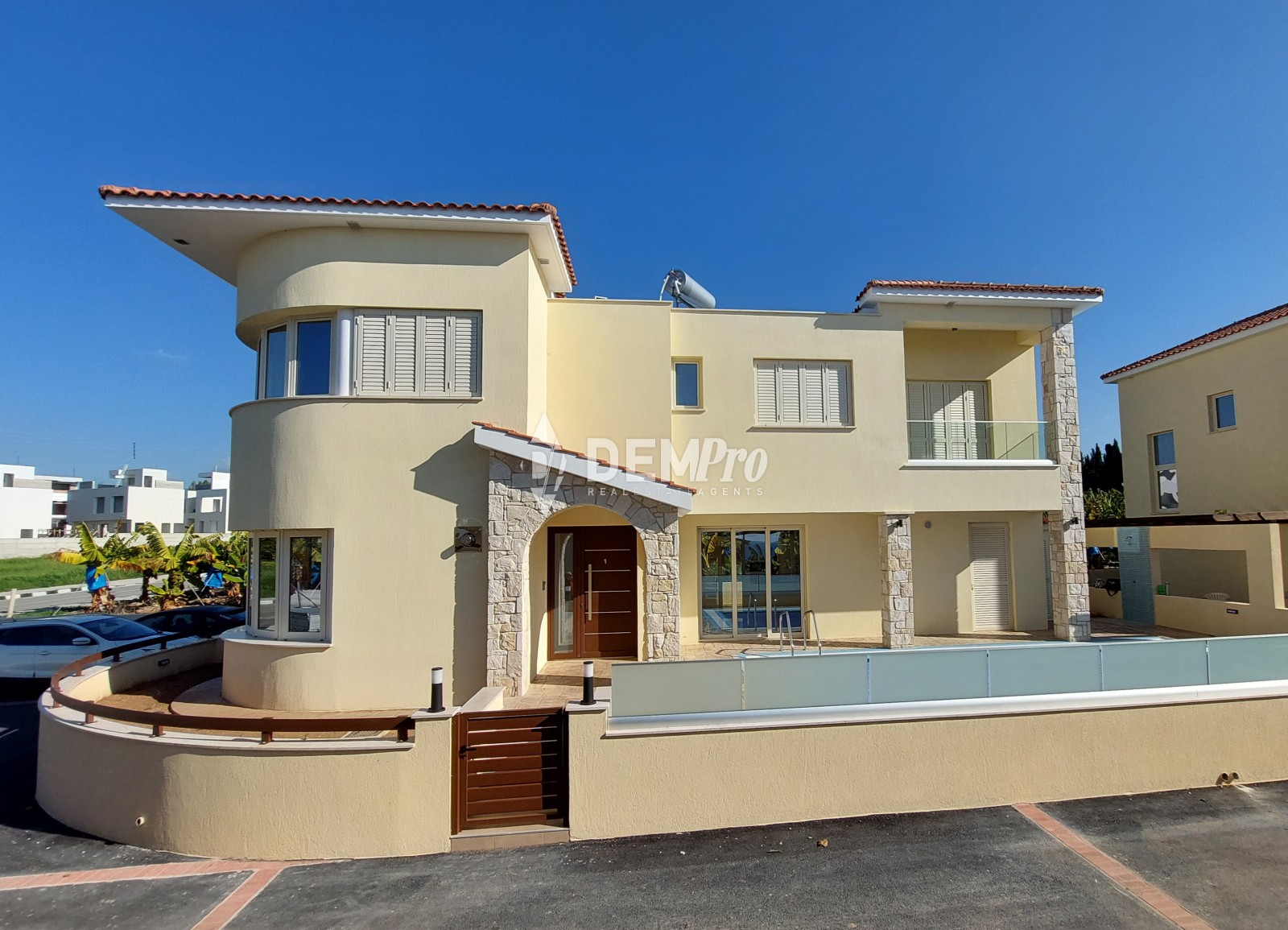 3 Bedroom House for Sale in Kissonerga, Paphos District