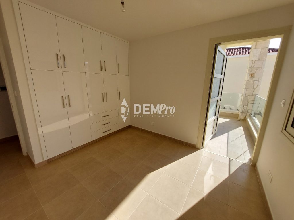 3 Bedroom House for Sale in Kissonerga, Paphos District